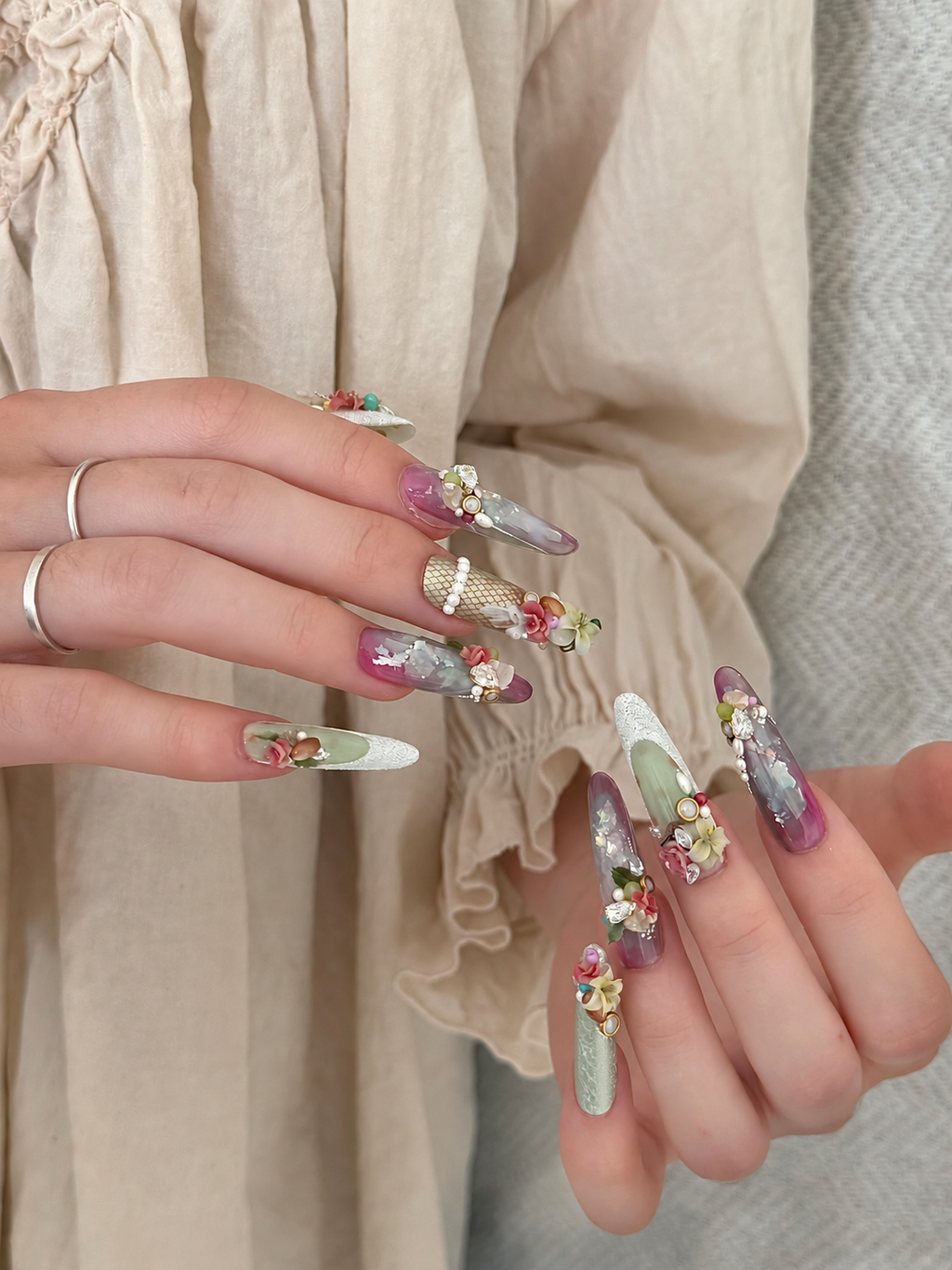 Verdant Opulence - Baroque Floral Jewel Press-On Nails