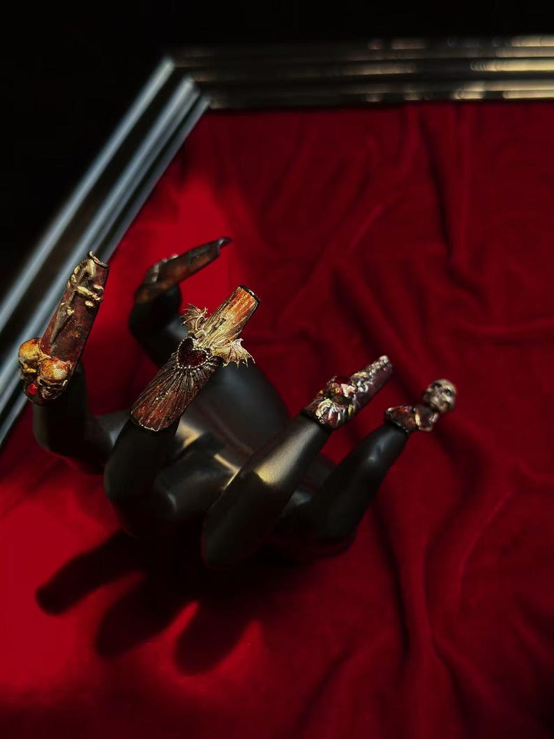 Gothic Blood Red Skull Press on Nails | Handartnails