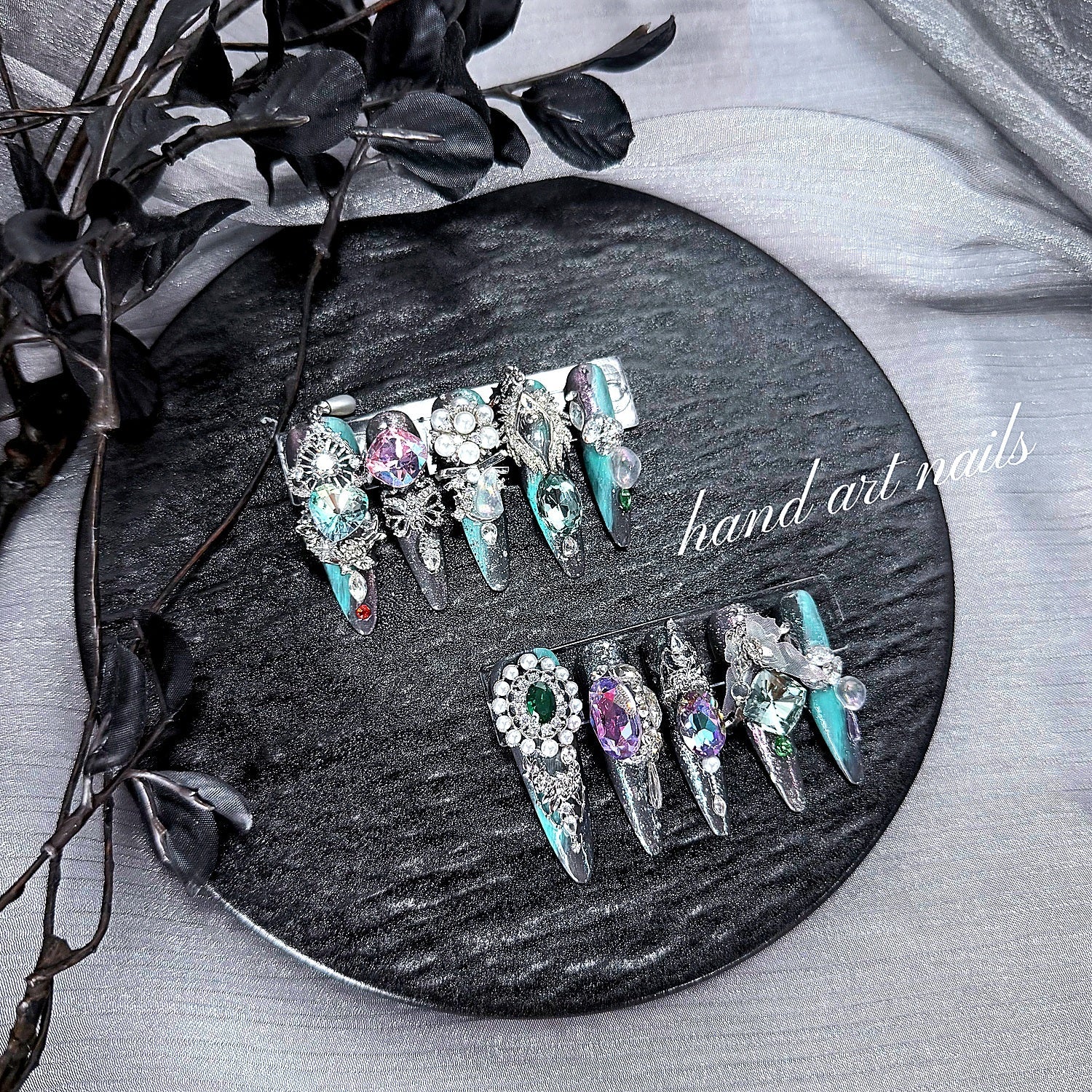Luxury Green Crystal Handmade Press-On Nails - Handartnails