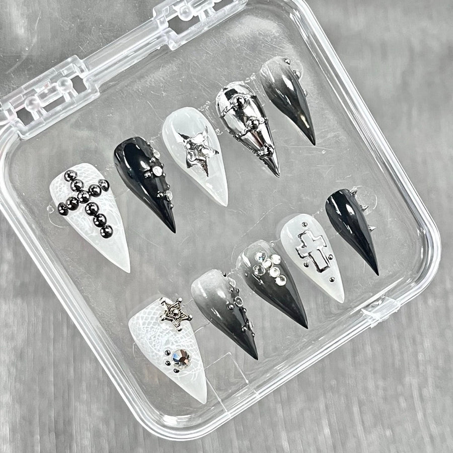 "Monochrome Metal Studs" - 3D Punk Rock Press-On Nails